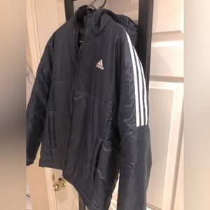 Adidas fall jacket mens size MEDIUM